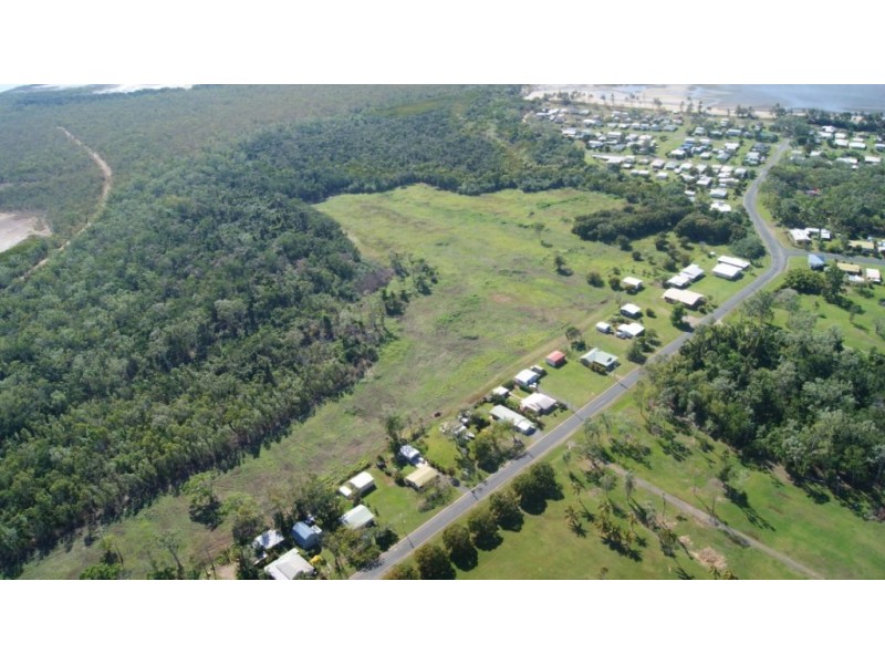 44 Midge Point Road Carlisle Coast, Airlie Beach QLD 4802
