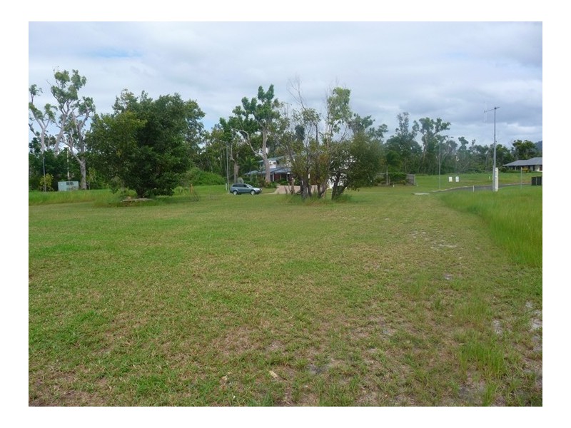 Mission Beach QLD 4852