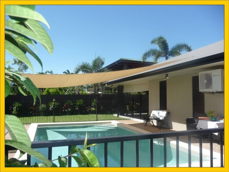 3 McNamara St, Mission Beach QLD 4852