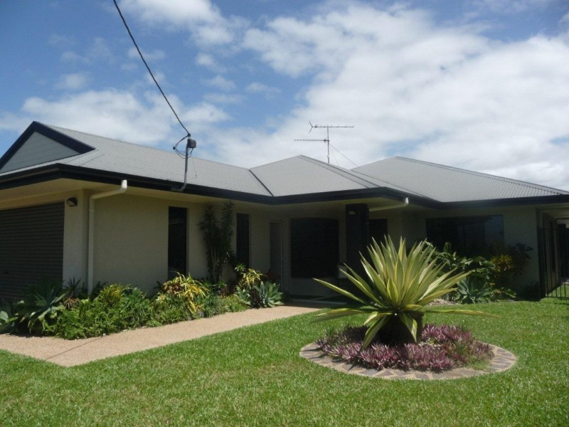 3 McNamara St, Mission Beach QLD 4852