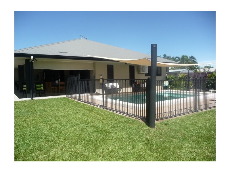 3 McNamara St, Mission Beach QLD 4852