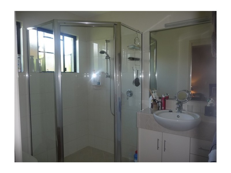 3 McNamara St, Mission Beach QLD 4852