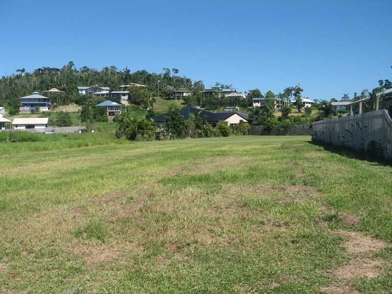 3 Clipper Court, South Mission Beach QLD 4852