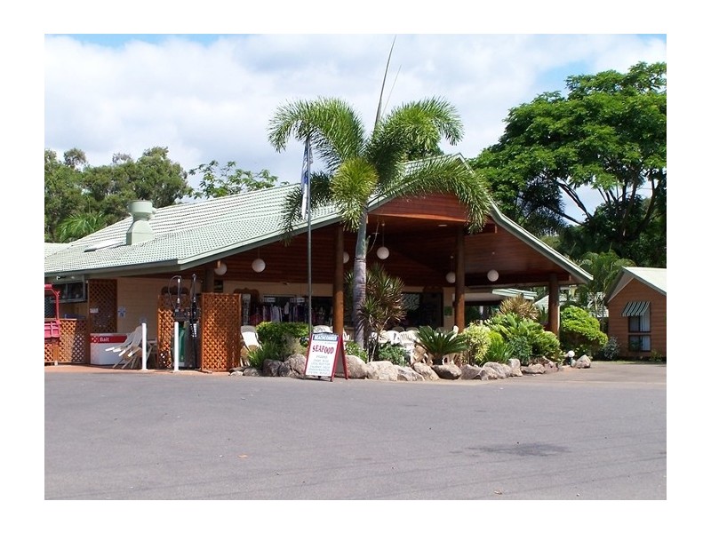 19 Riverside Terrace, South Mission Beach QLD 4852