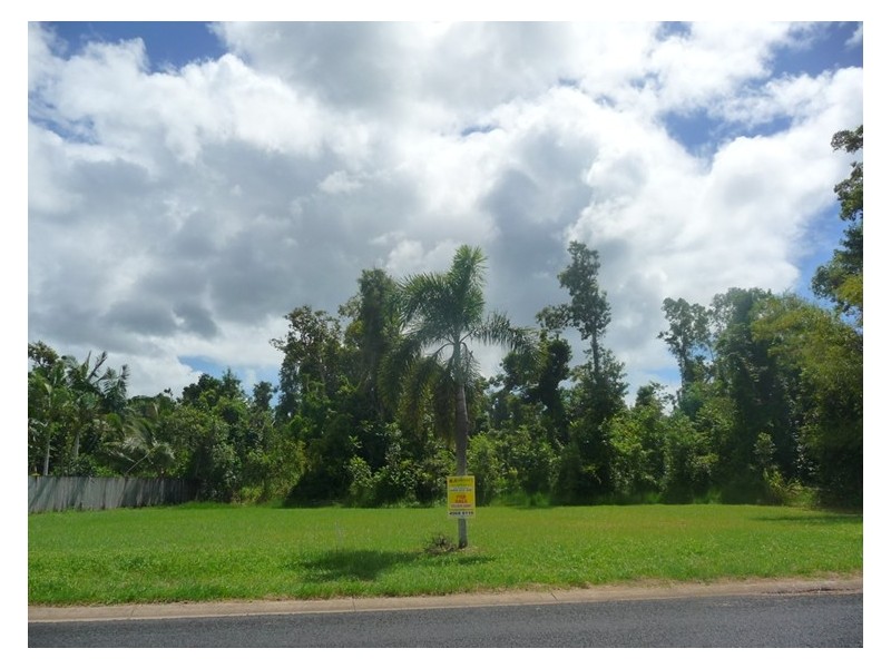 33 Conch St, Mission Beach QLD 4852