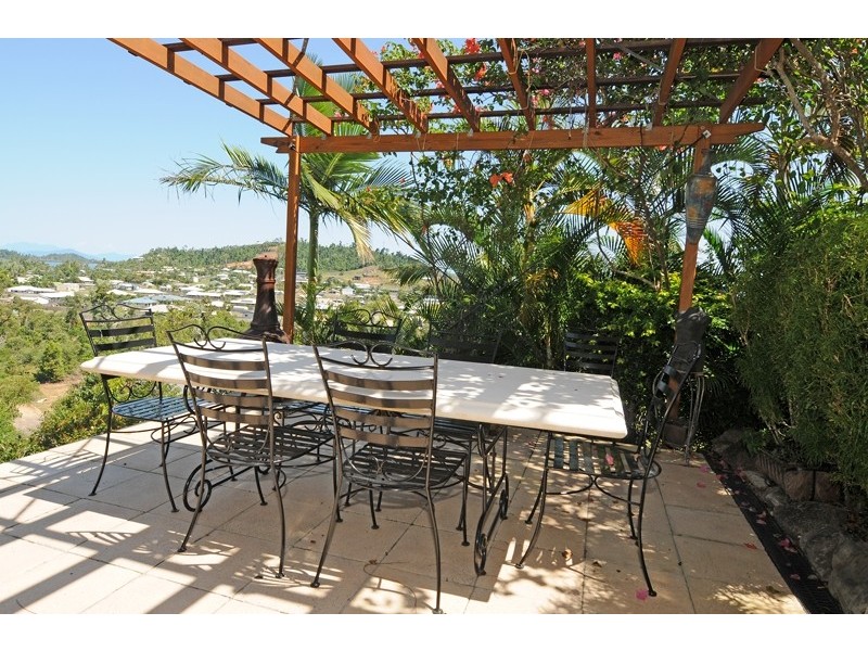 1 Bedarra Terrace, South Mission Beach QLD 4852