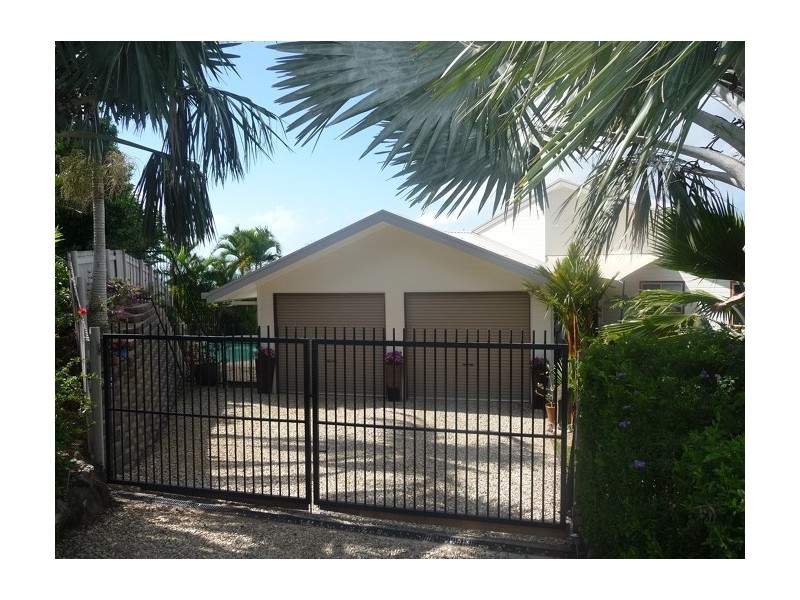 1 Bedarra Terrace, South Mission Beach QLD 4852