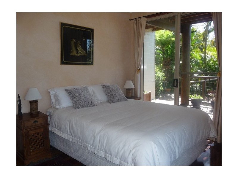1 Bedarra Terrace, South Mission Beach QLD 4852