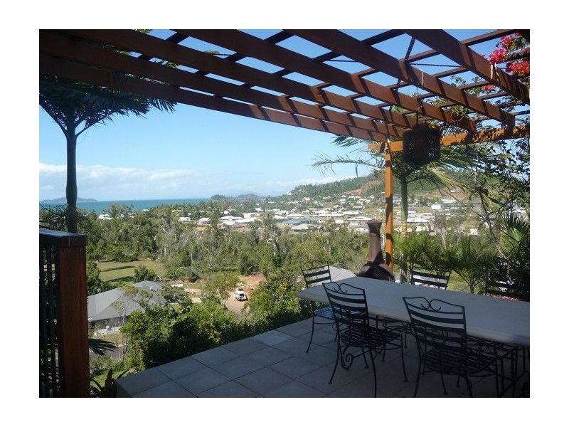 1 Bedarra Terrace, South Mission Beach QLD 4852