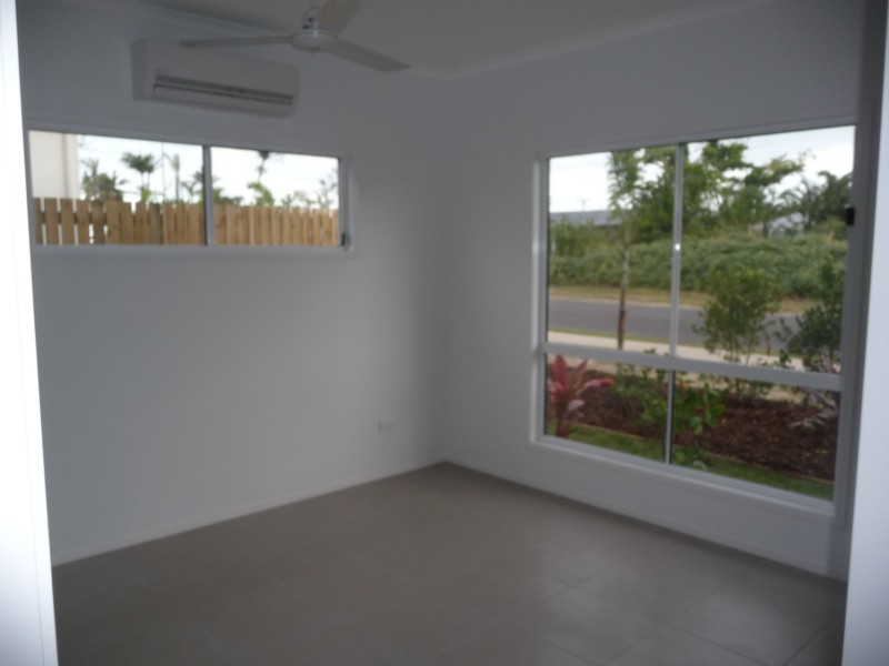 2 Shore St, Wongaling Beach QLD 4852