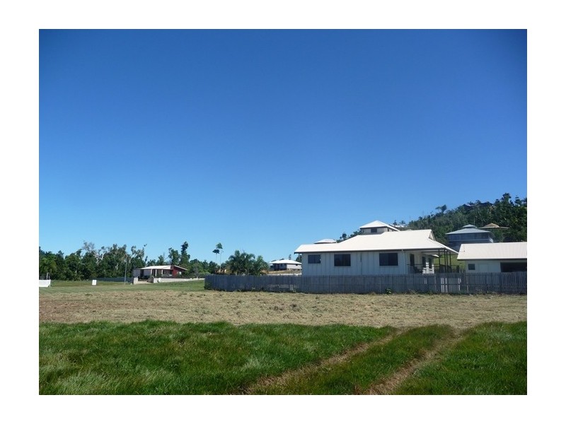 16 Genoa Court, South Mission Beach QLD 4852