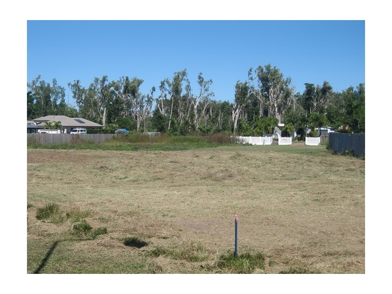 16 Genoa Court, South Mission Beach QLD 4852