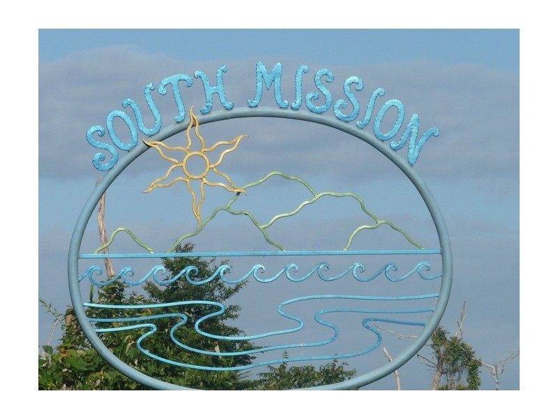 16 Genoa Court, South Mission Beach QLD 4852