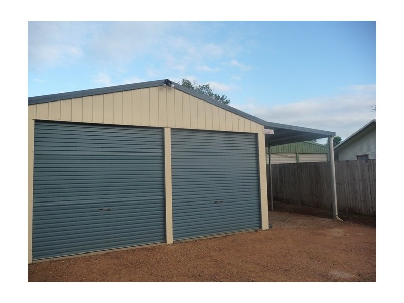 8 Lindquist Close, Mission Beach QLD 4852