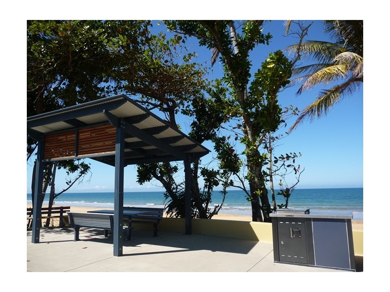 436 Bingil Bay Road, Bingil Bay QLD 4852