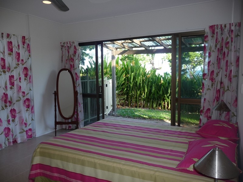 6 Reid Road, Wongaling Beach QLD 4852