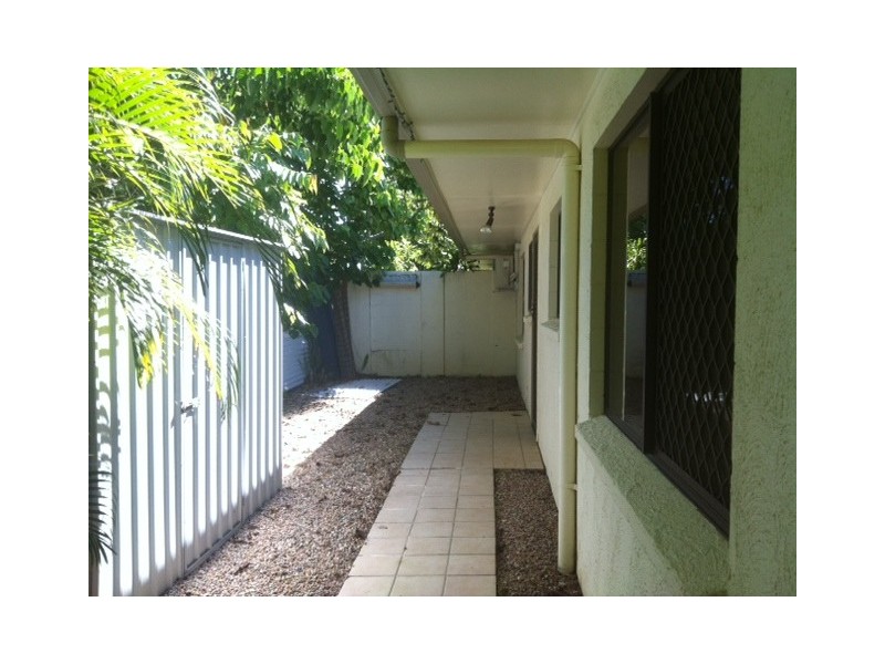 Unit 2, 20 Buccaneer St, South Mission Beach QLD 4852