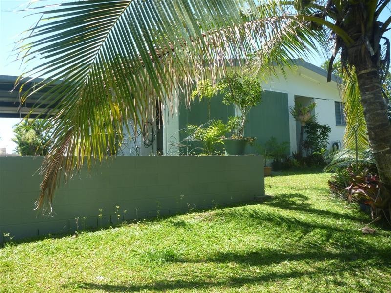 23 Holland Street, Wongaling Beach QLD 4852