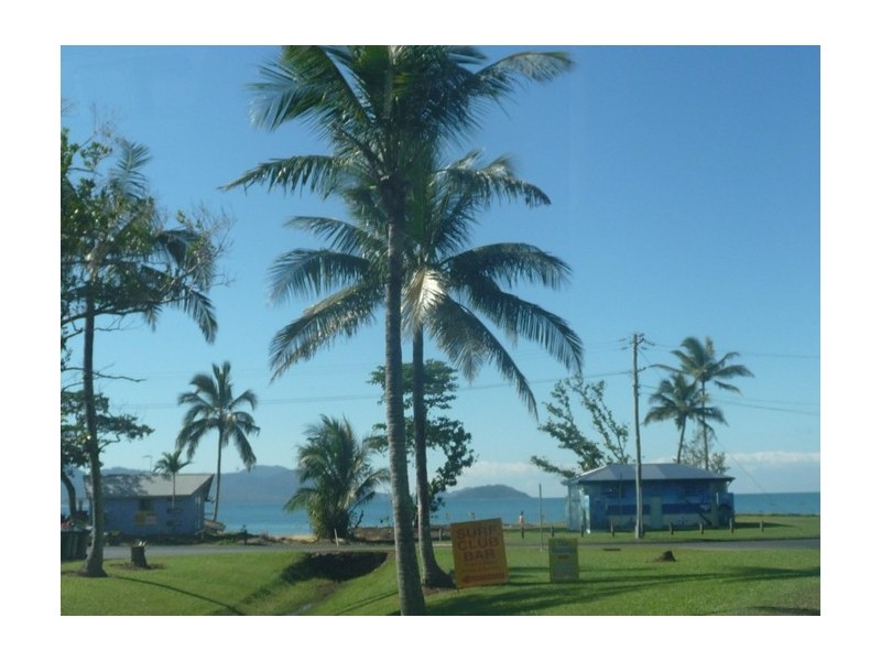 50 Midshipman Street, South Mission Beach QLD 4852