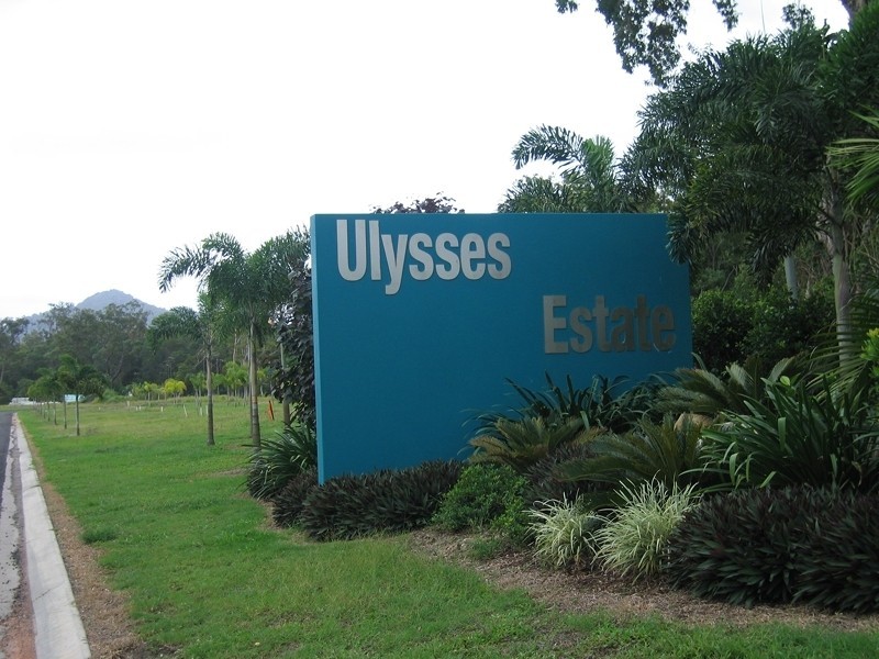 50 Midshipman Street, South Mission Beach QLD 4852