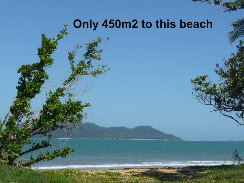 1 Giufre Crescent, Wongaling Beach QLD 4852