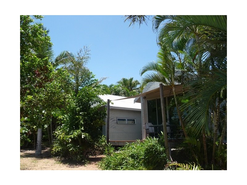 1 Giufre Crescent, Wongaling Beach QLD 4852