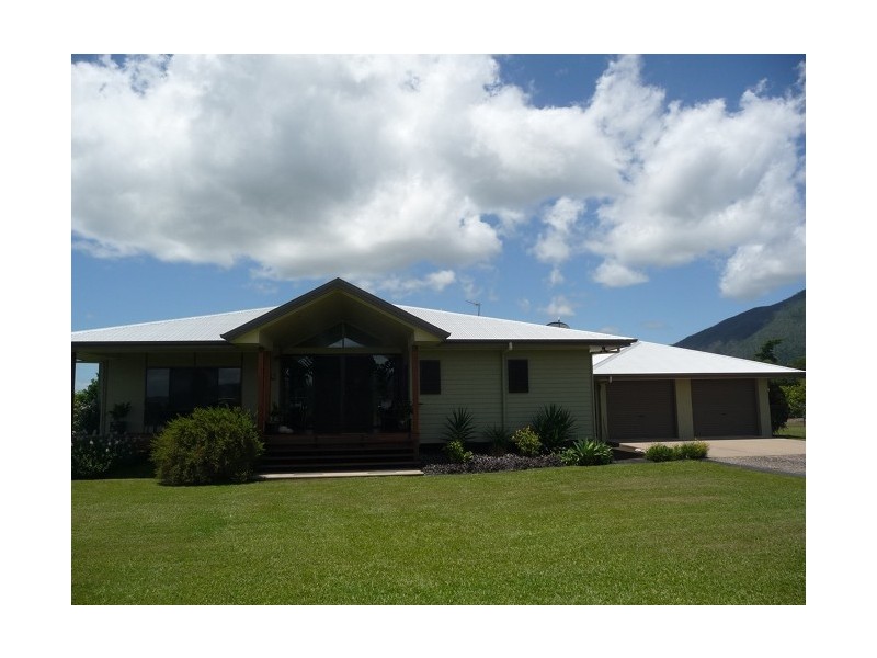 113 Old Tully Road, Tully QLD 4854