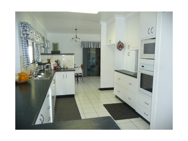 247 Formosa Road, Silkwood QLD 4856