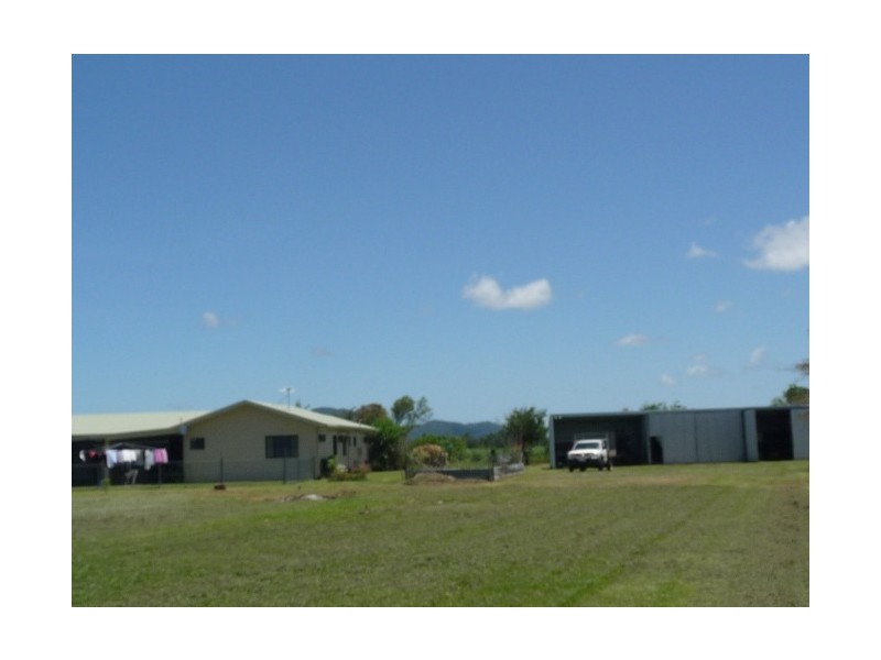 247 Formosa Road, Silkwood QLD 4856