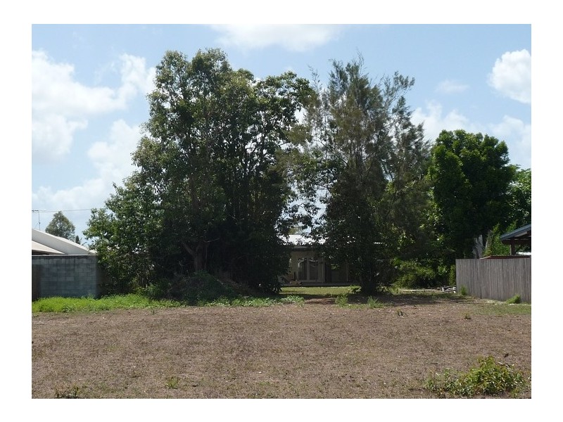 33 Buccaneer St, South Mission Beach QLD 4852
