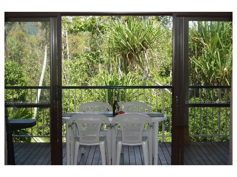 22 Conch Street, Mission Beach QLD 4852