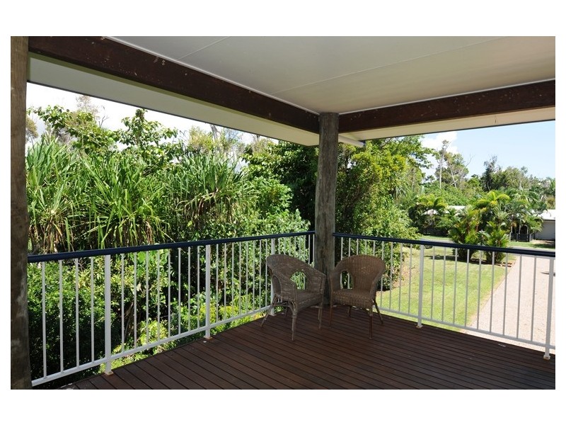 22 Conch Street, Mission Beach QLD 4852