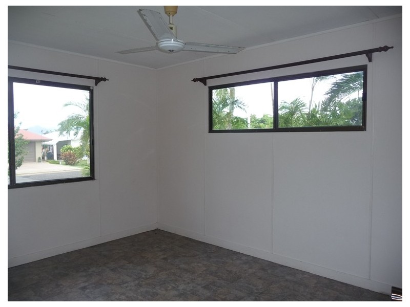 7 McNamara Street, Wongaling Beach QLD 4852