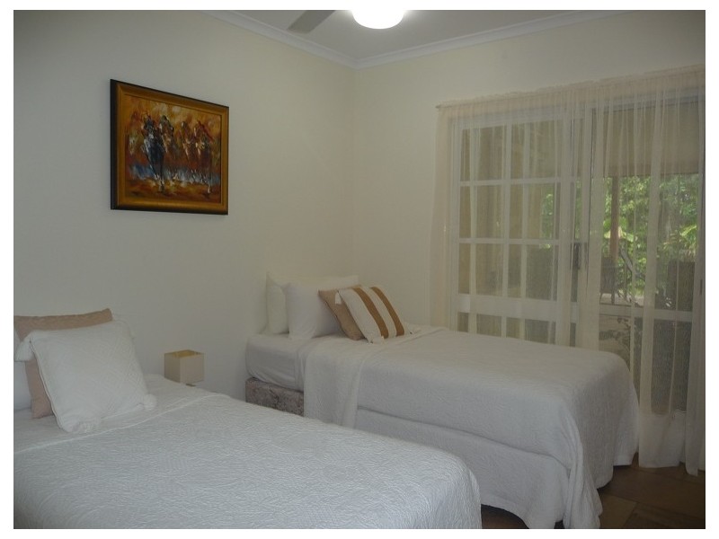 1 Spurwood Close, Wongaling Beach QLD 4852