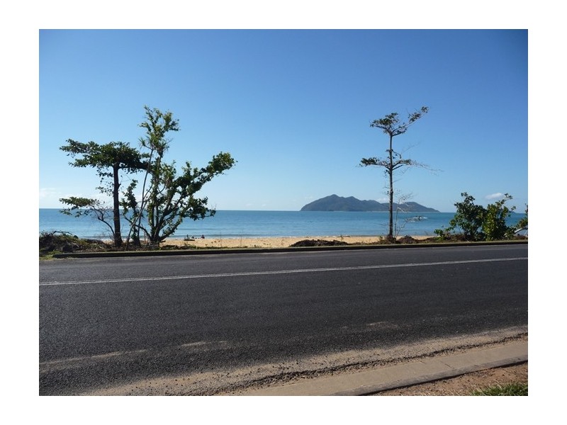 3 Banfield Parade, Wongaling Beach QLD 4852