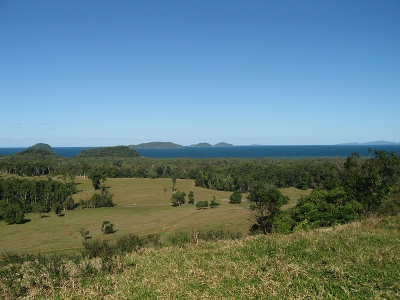 Mission Beach QLD 4852