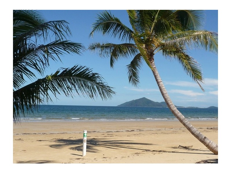 40 Conch Street, Mission Beach QLD 4852