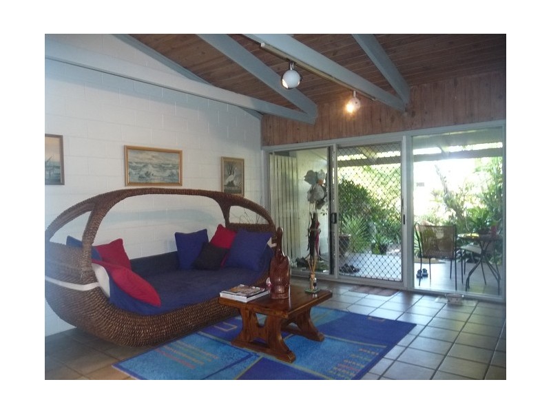 34 Mitchell Street, South Mission Beach QLD 4852