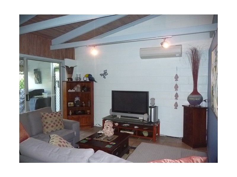 34 Mitchell Street, South Mission Beach QLD 4852