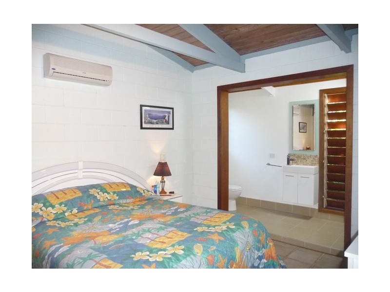 34 Mitchell Street, South Mission Beach QLD 4852