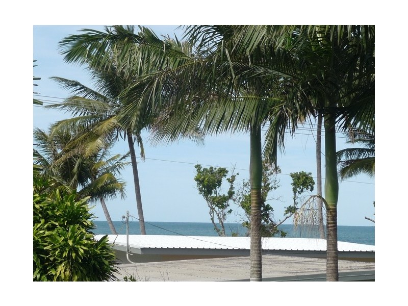 44 Seafarer Street, South Mission Beach QLD 4852