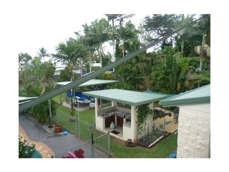 44 Seafarer Street, South Mission Beach QLD 4852