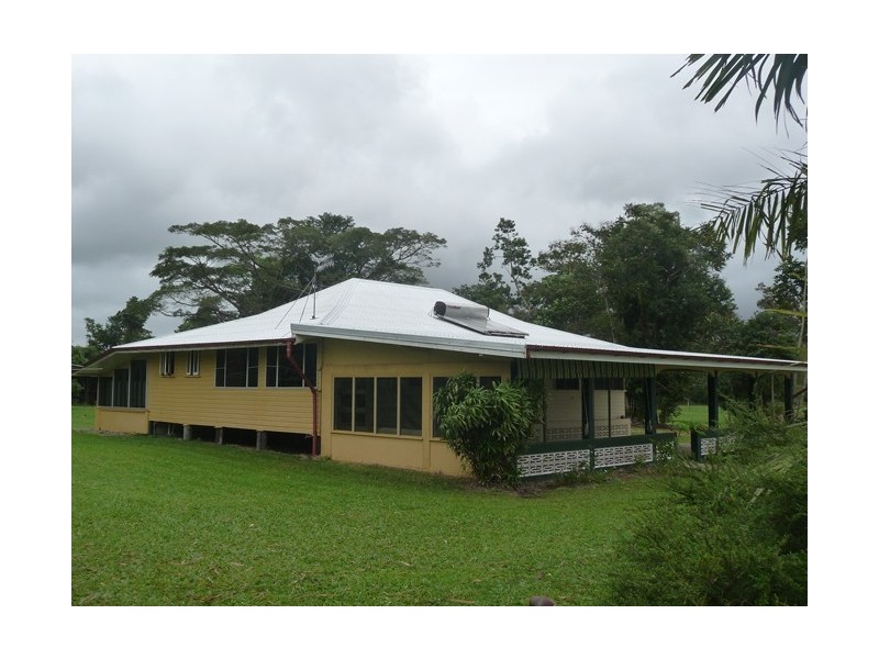 176 Tully-Mission Beach Road, Birkalla QLD 4854