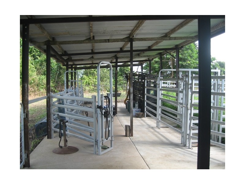 176 Tully-Mission Beach Road, Birkalla QLD 4854