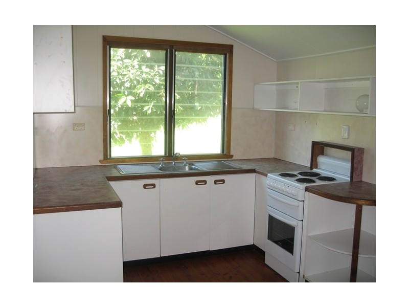 176 Tully-Mission Beach Road, Birkalla QLD 4854