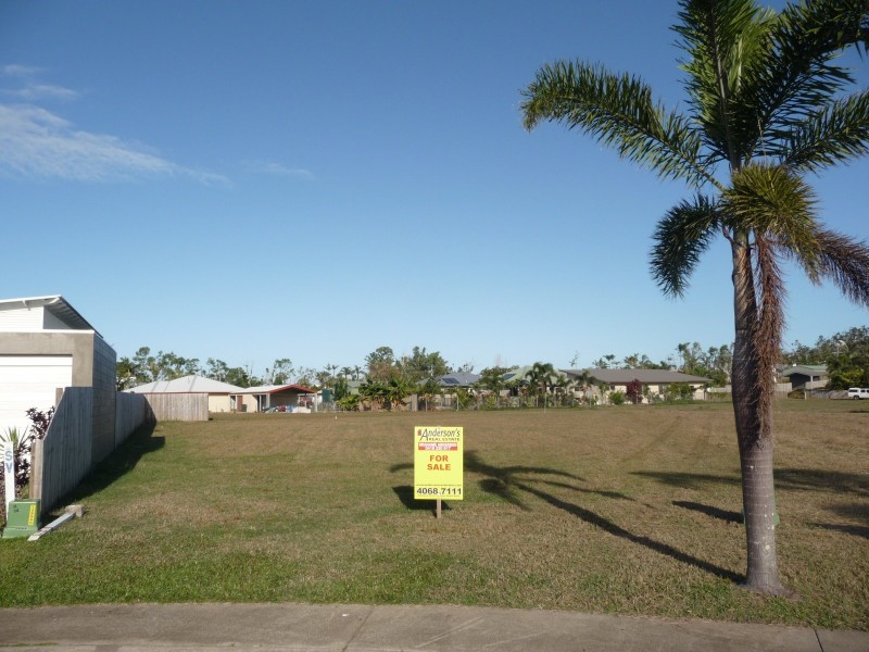 53 Midshipman Street, South Mission Beach QLD 4852