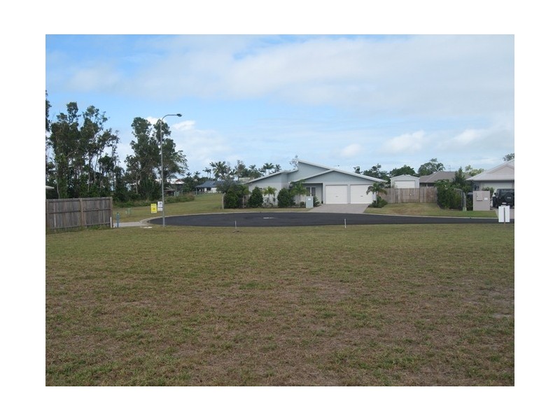 21 Shore Street, Wongaling Beach QLD 4852