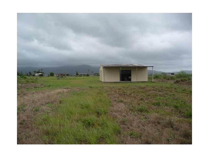 142 Old Tully Road, Tully QLD 4854