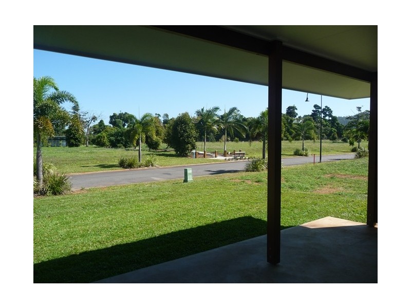 18 Casuarina Crescent, Mission Beach QLD 4852