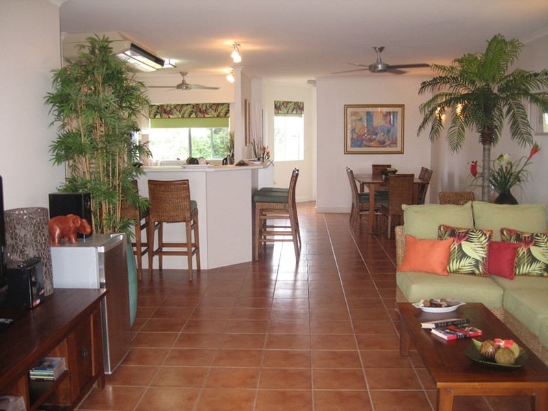 4, 69 Banfield Parade, Wongaling Beach QLD 4852